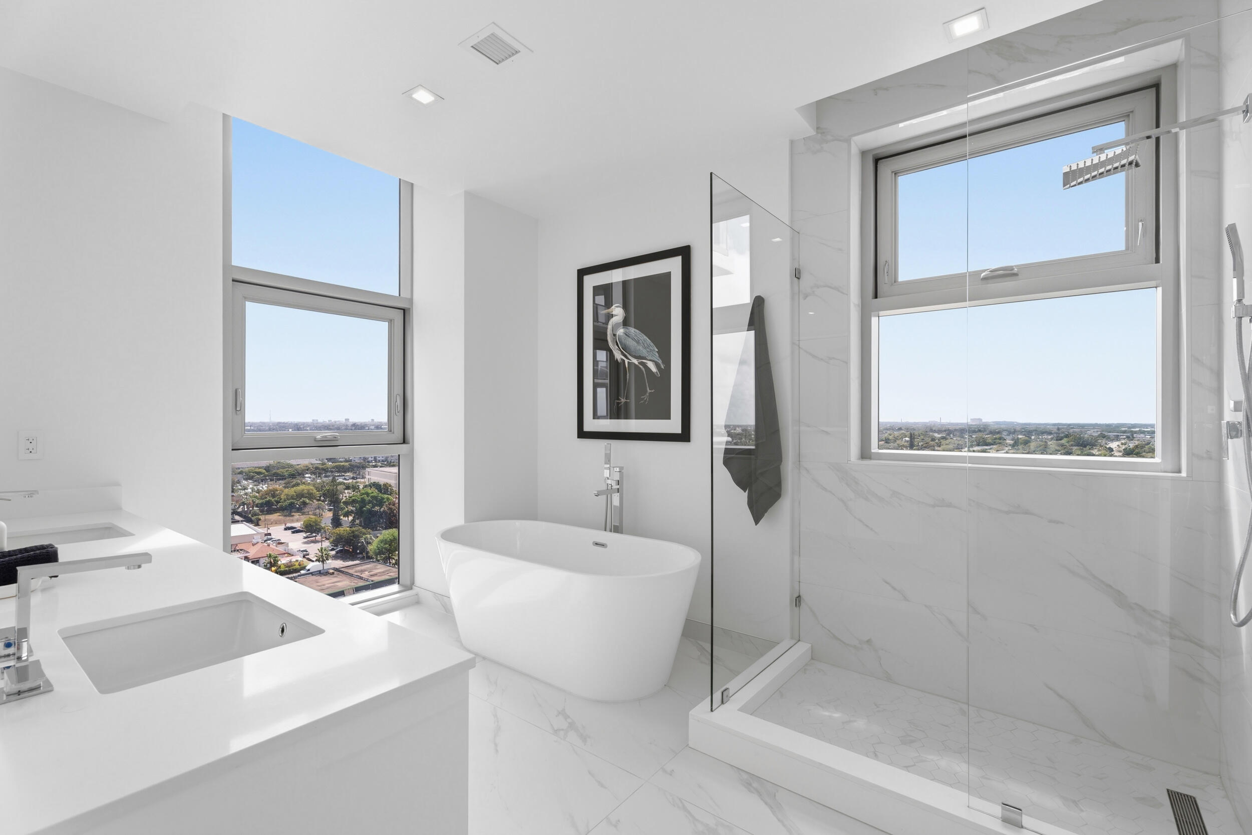 NAUTILUS 220 CONDO - Residential