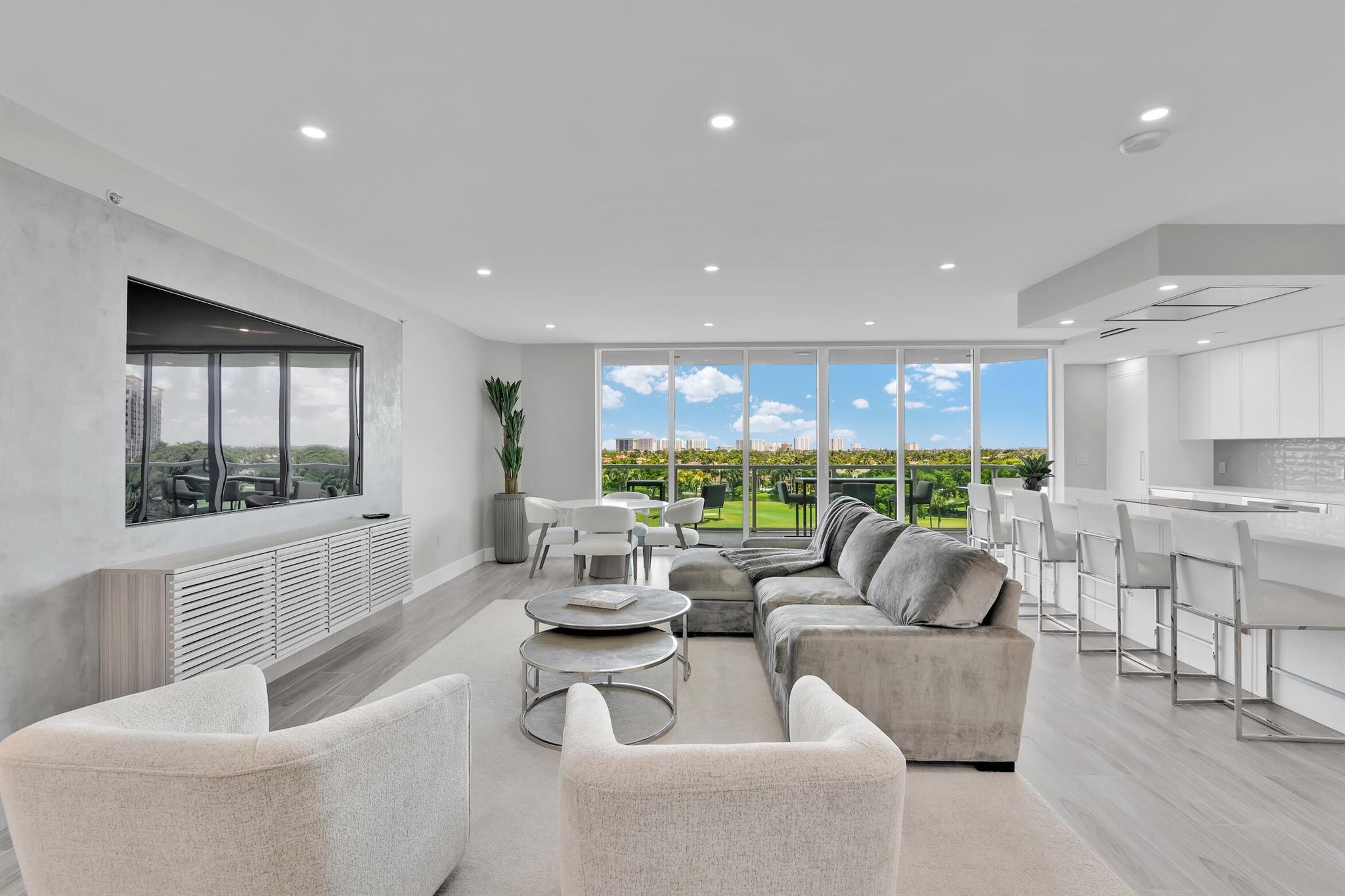 550 SE Mizner Boulevard B604
