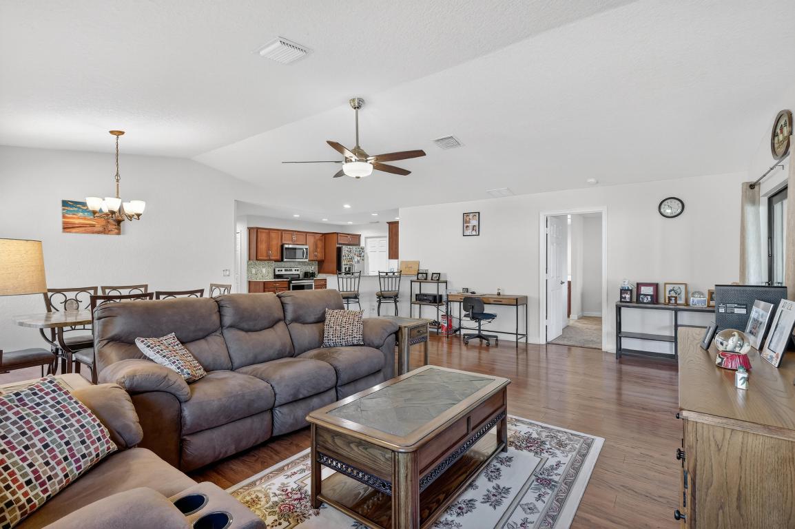 Spanish Lakes One - Residential