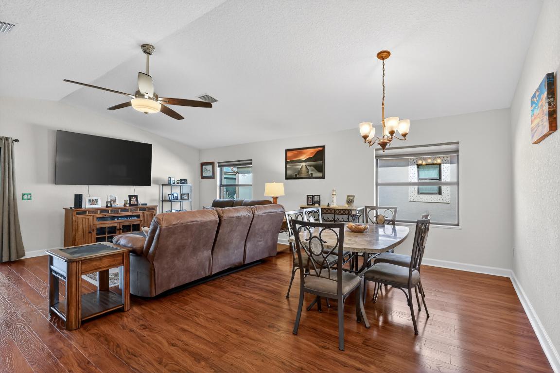 Spanish Lakes One - Residential