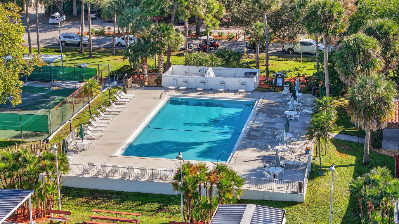 Spanish Lakes One - Residential