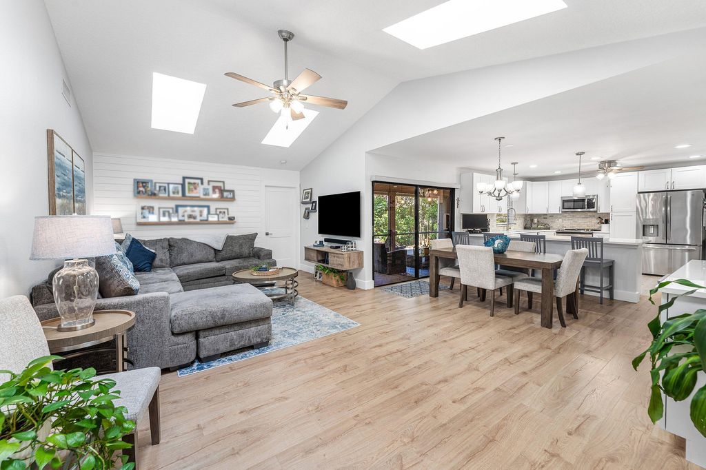 Photo of 6194 Brandon Street, Palm Beach Gardens, FL 33418 (MLS # R11141457)