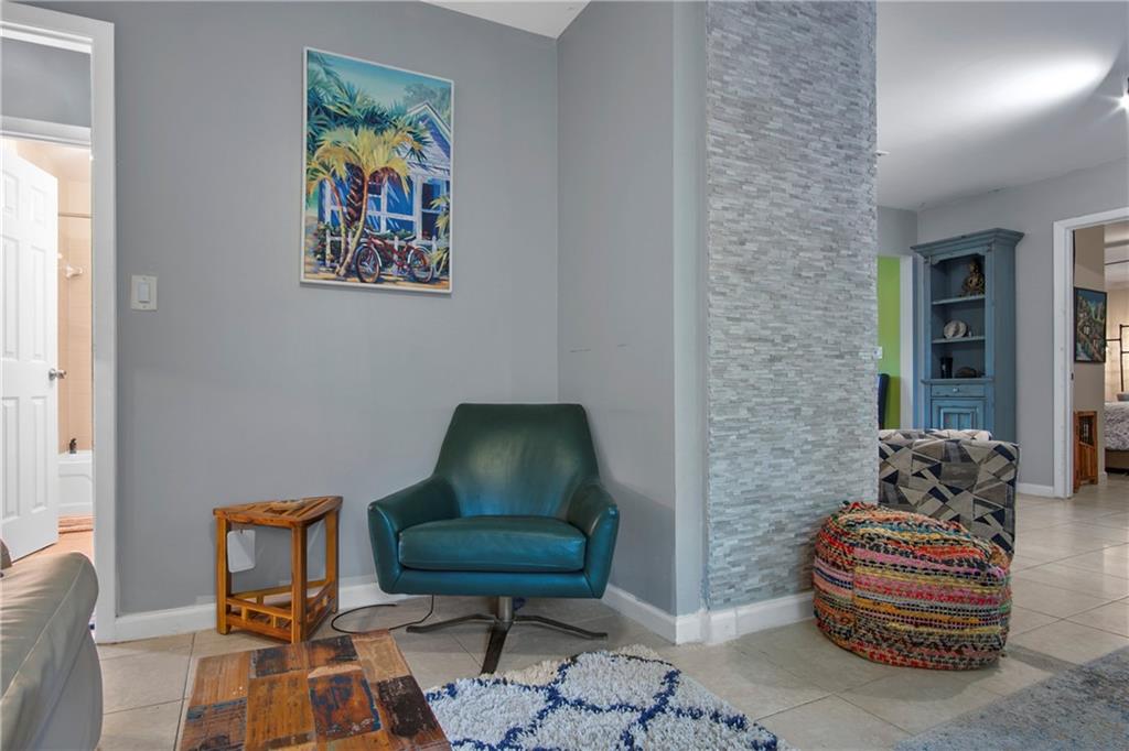 OAKLAND PARK 2ND ADD - Residential