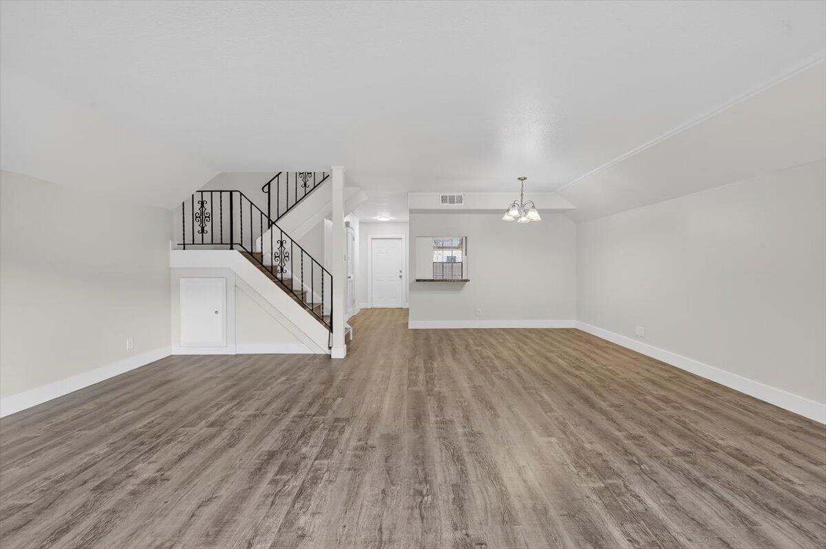 NOVA NORTH CONDOMINIUM 1 - Residential