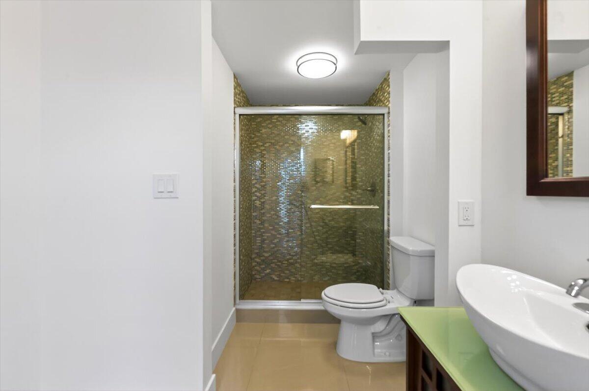 NOVA NORTH CONDOMINIUM 1 - Residential