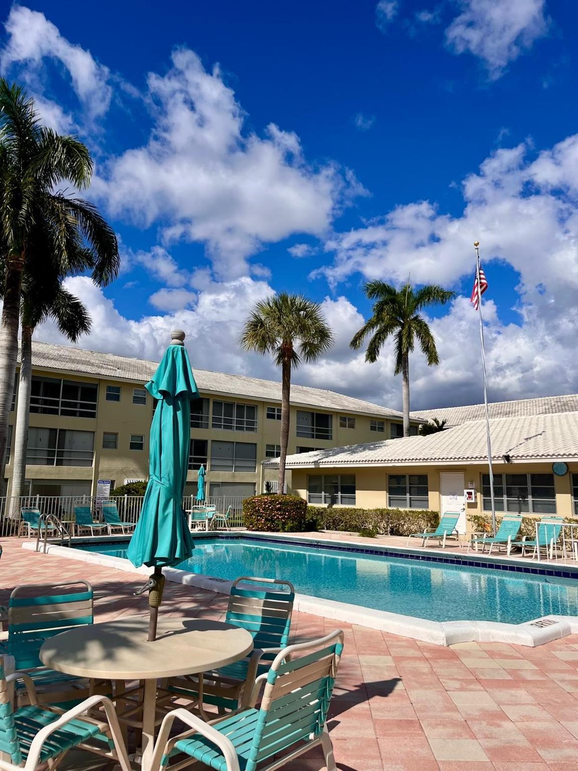 Lighthouse Pt Gardens N - Residential