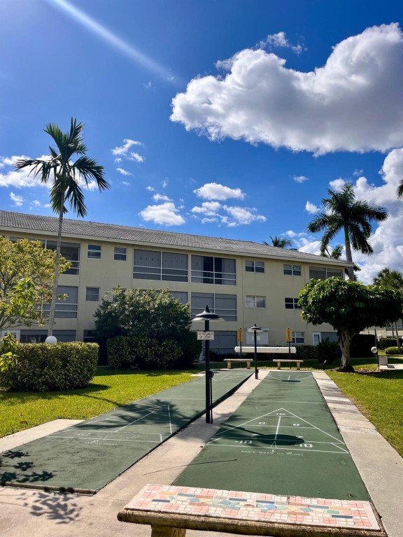 Lighthouse Pt Gardens N - Residential