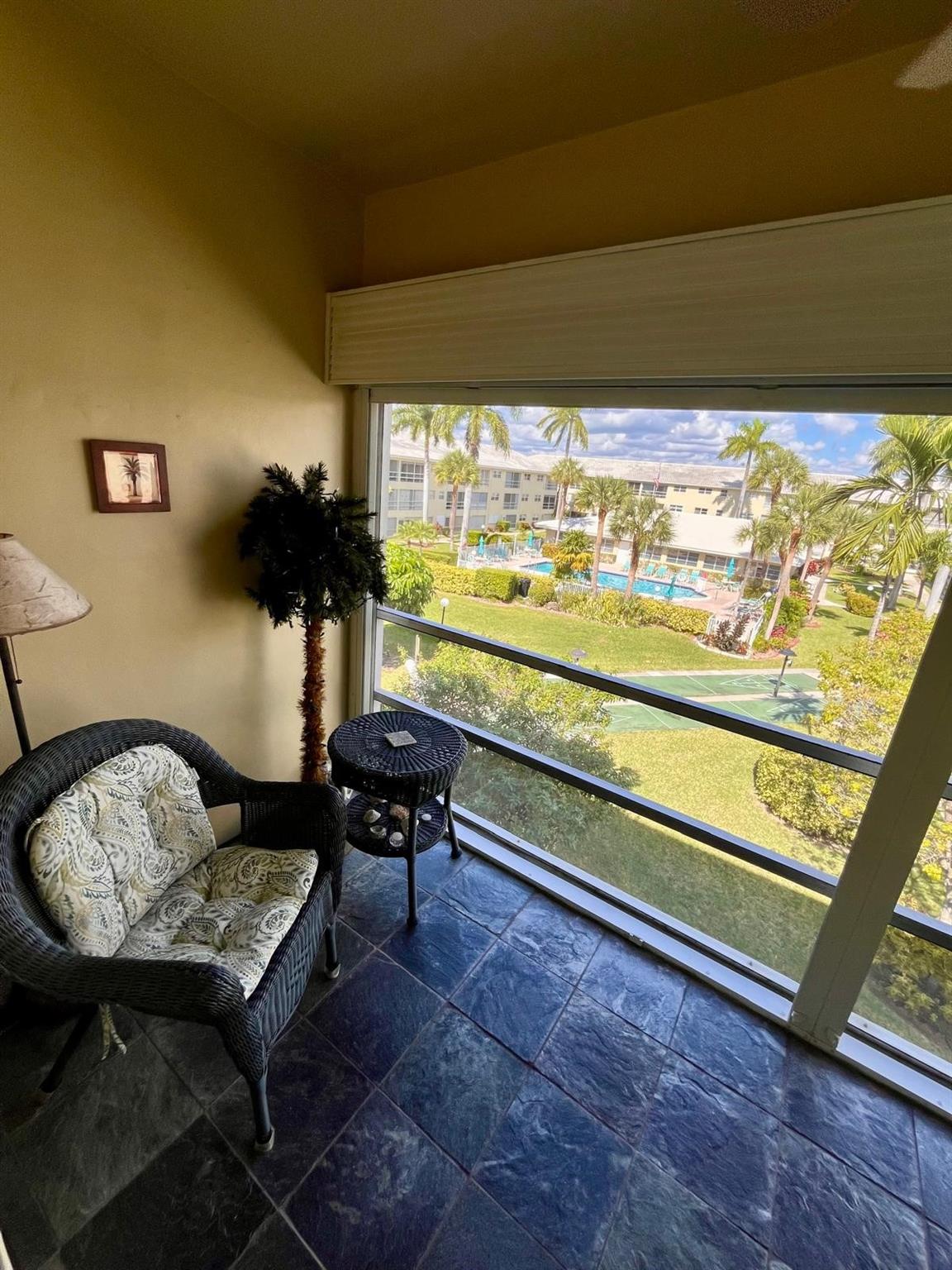 Lighthouse Pt Gardens N - Residential