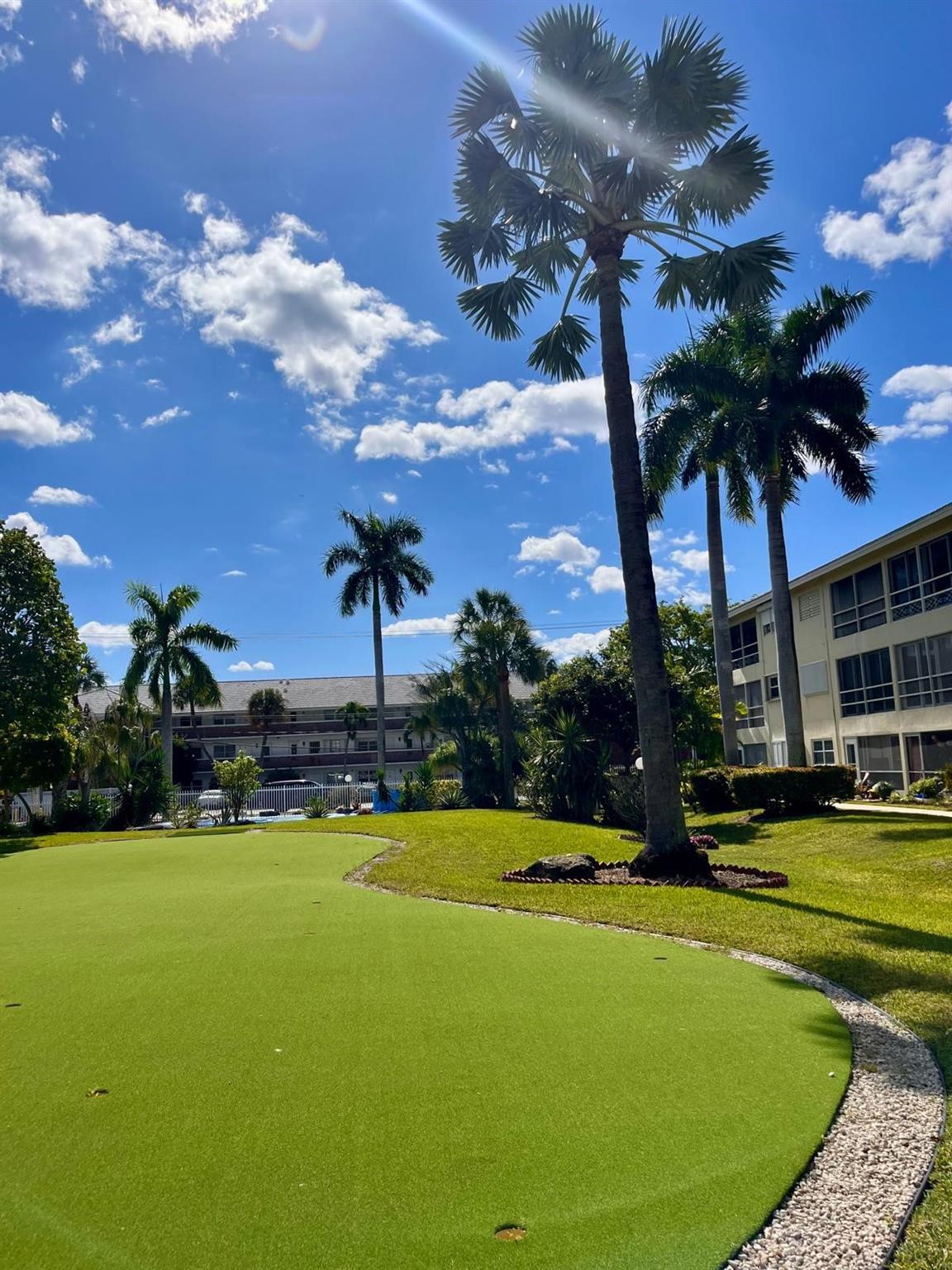 Lighthouse Pt Gardens N - Residential