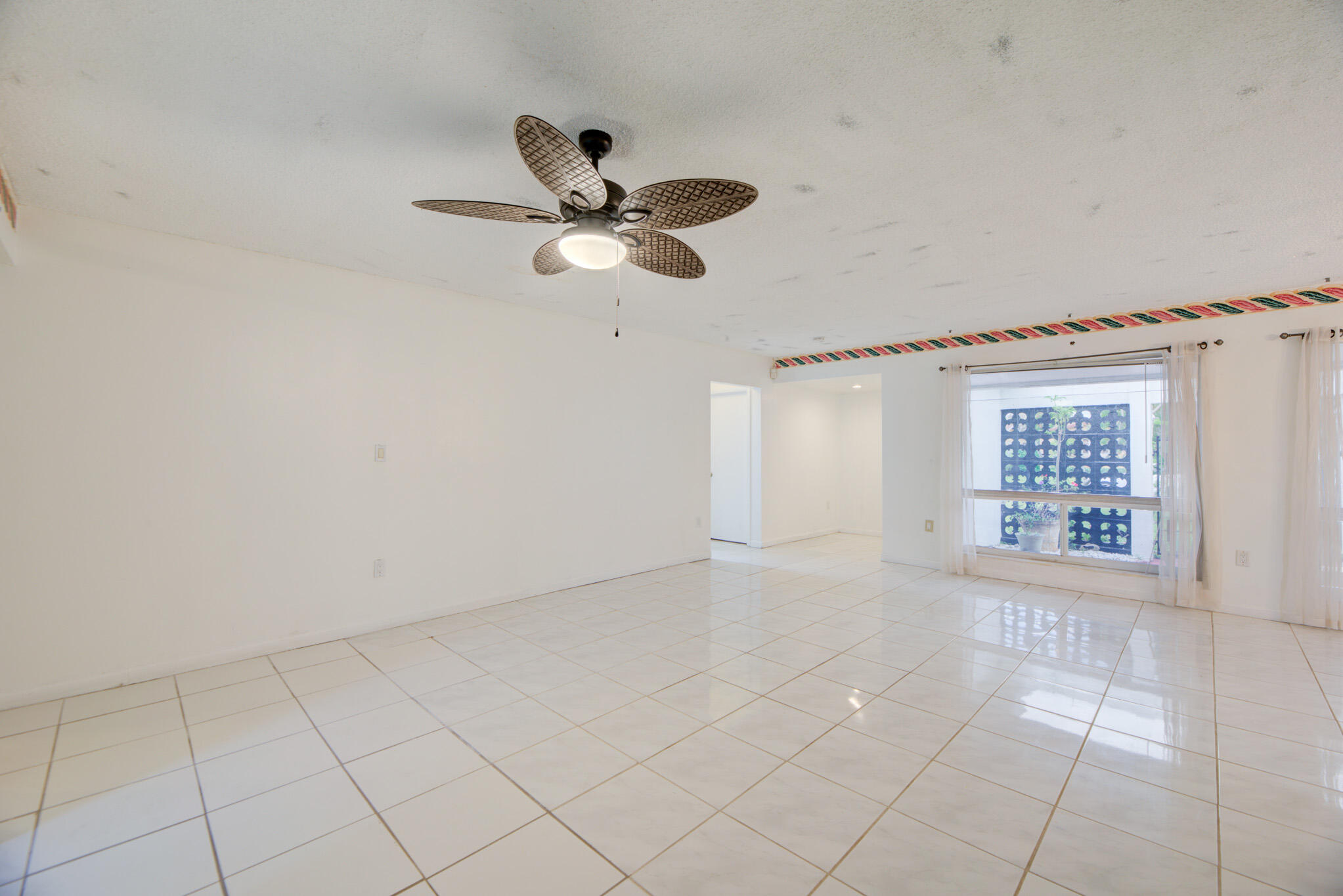 MIRAMAR PARK THIRD ADD - Residential