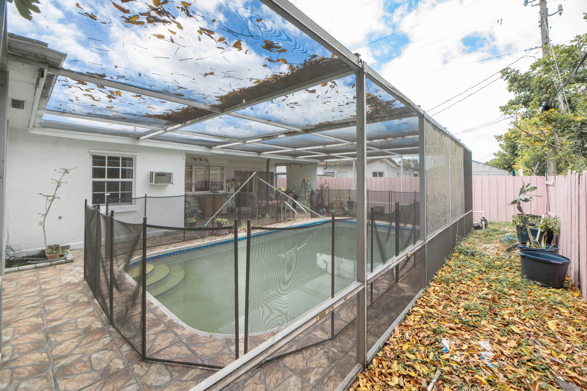 MIRAMAR PARK THIRD ADD - Residential