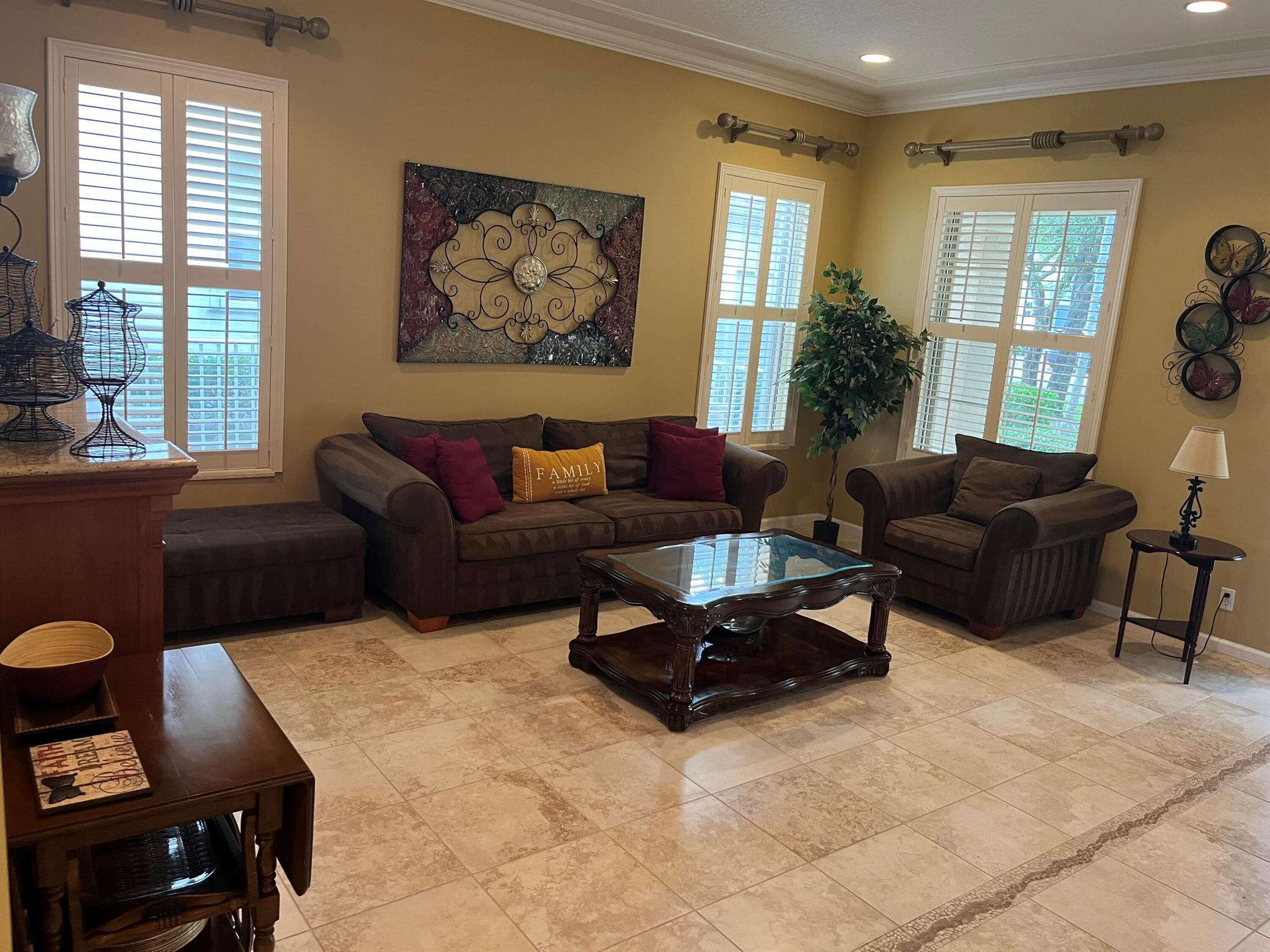 9386 Madewood Court