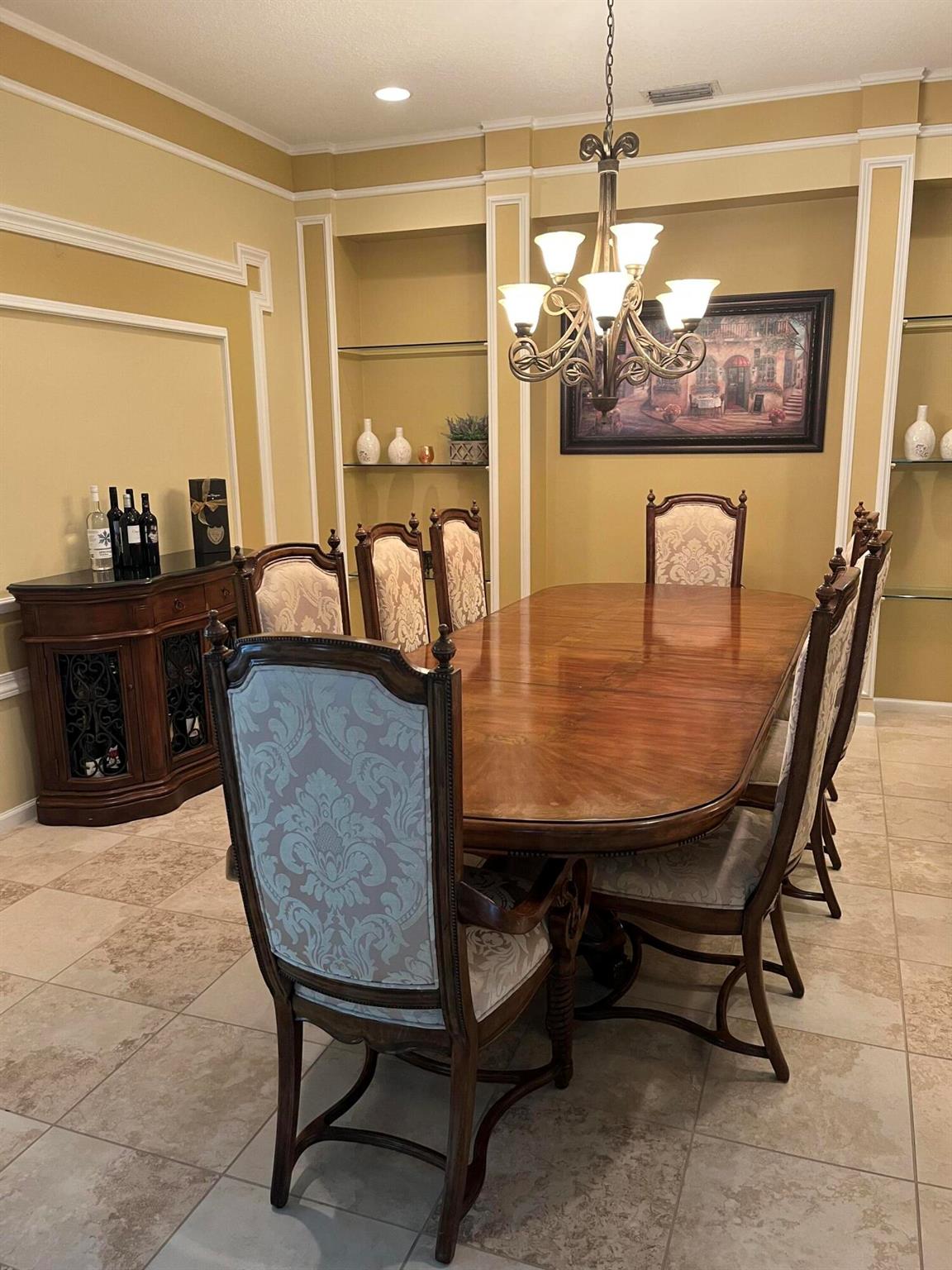 9386 Madewood Court