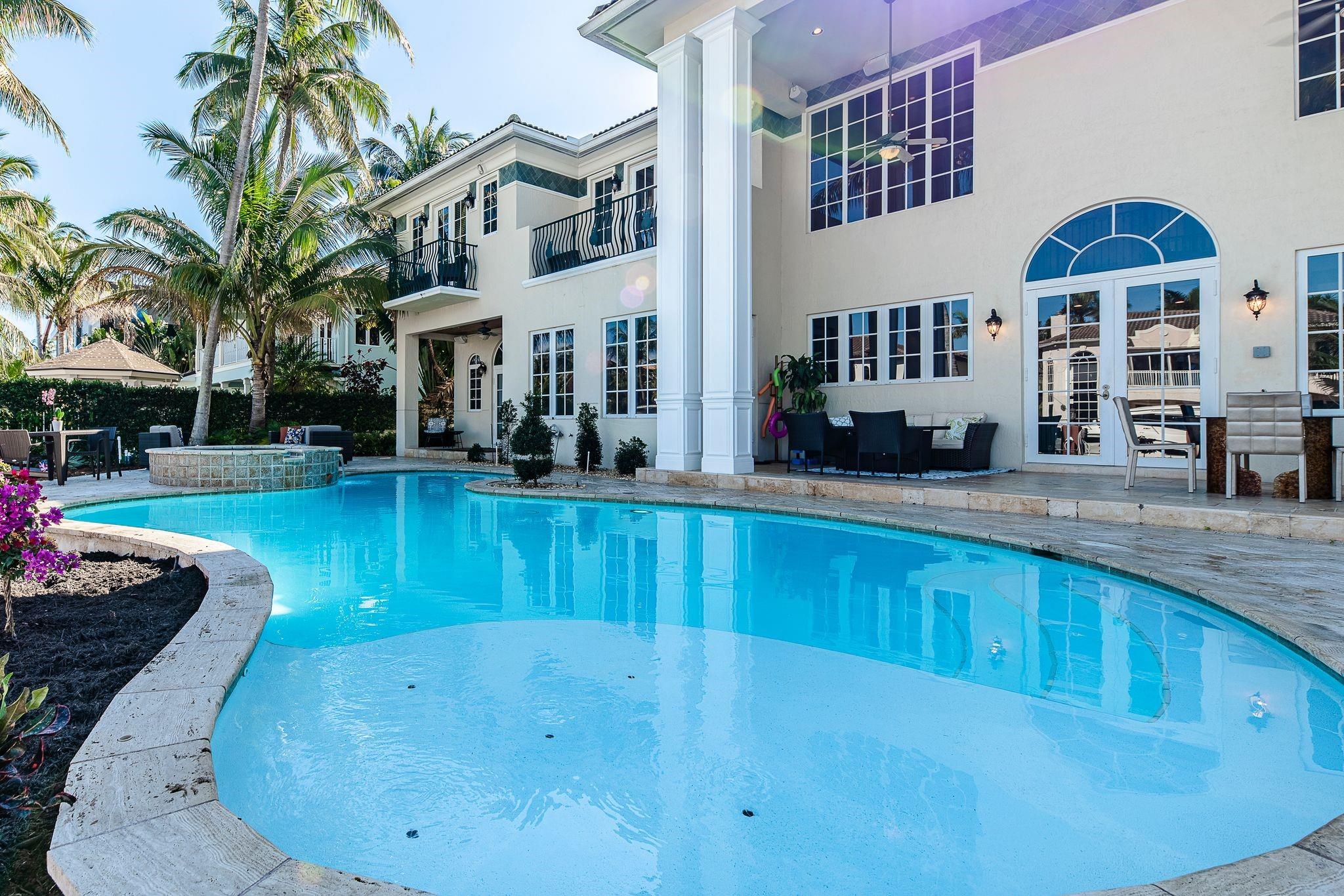 7 Pelican Dr
