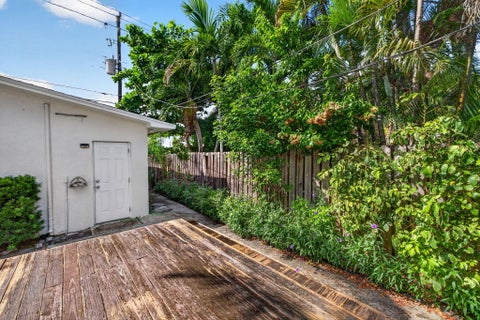 Tiny photo for 1515 NE 16TH Street, Fort Lauderdale, FL 33304 (MLS # B26090676)