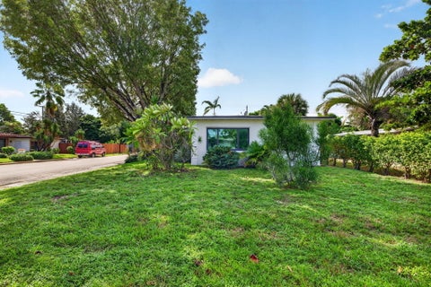 Tiny photo for 1515 NE 16TH Street, Fort Lauderdale, FL 33304 (MLS # B26090676)
