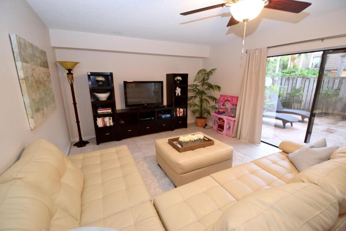 LAKES AT THE BLUFFS, LAKES AT BLUFFS - Residential Lease