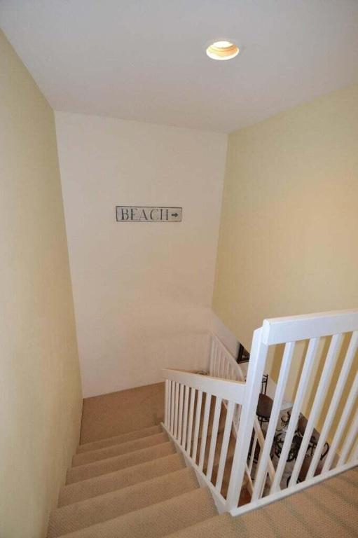 LAKES AT THE BLUFFS, LAKES AT BLUFFS - Residential Lease