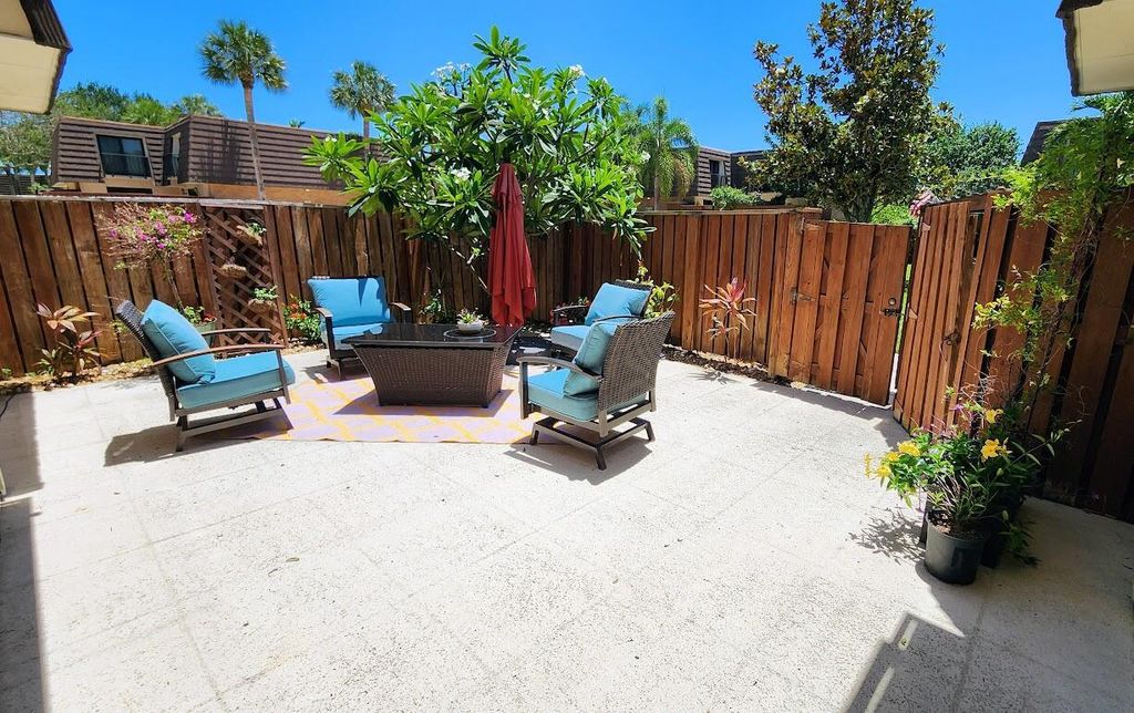 Photo of 1710 17th Court, Jupiter, FL 33477 (MLS # R10899708)