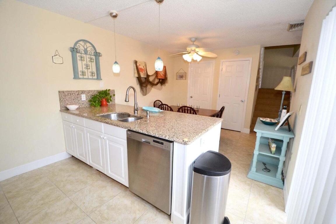 LAKES AT THE BLUFFS, LAKES AT BLUFFS - Residential Lease