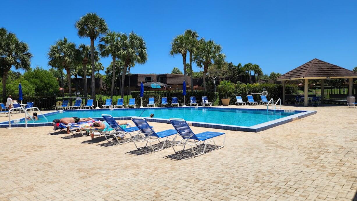 LAKES AT THE BLUFFS, LAKES AT BLUFFS - Residential Lease