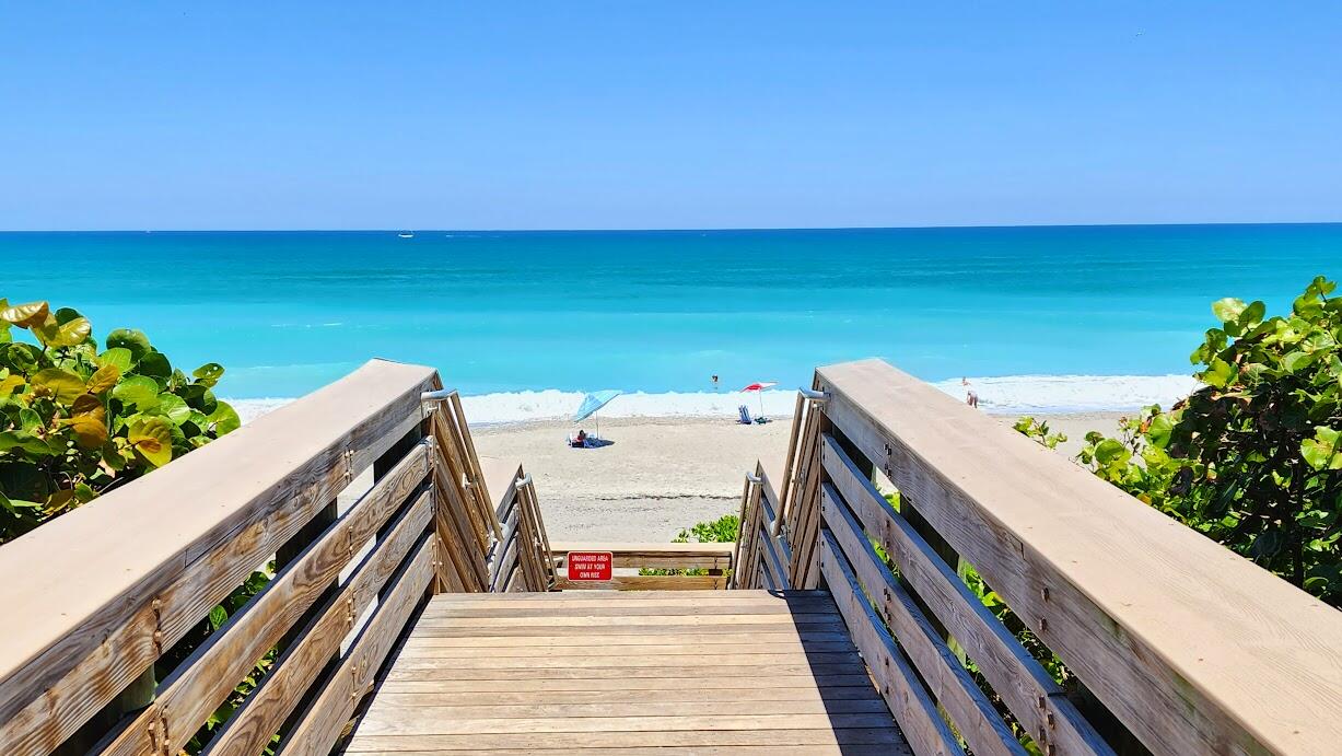 LAKES AT THE BLUFFS, LAKES AT BLUFFS - Residential Lease