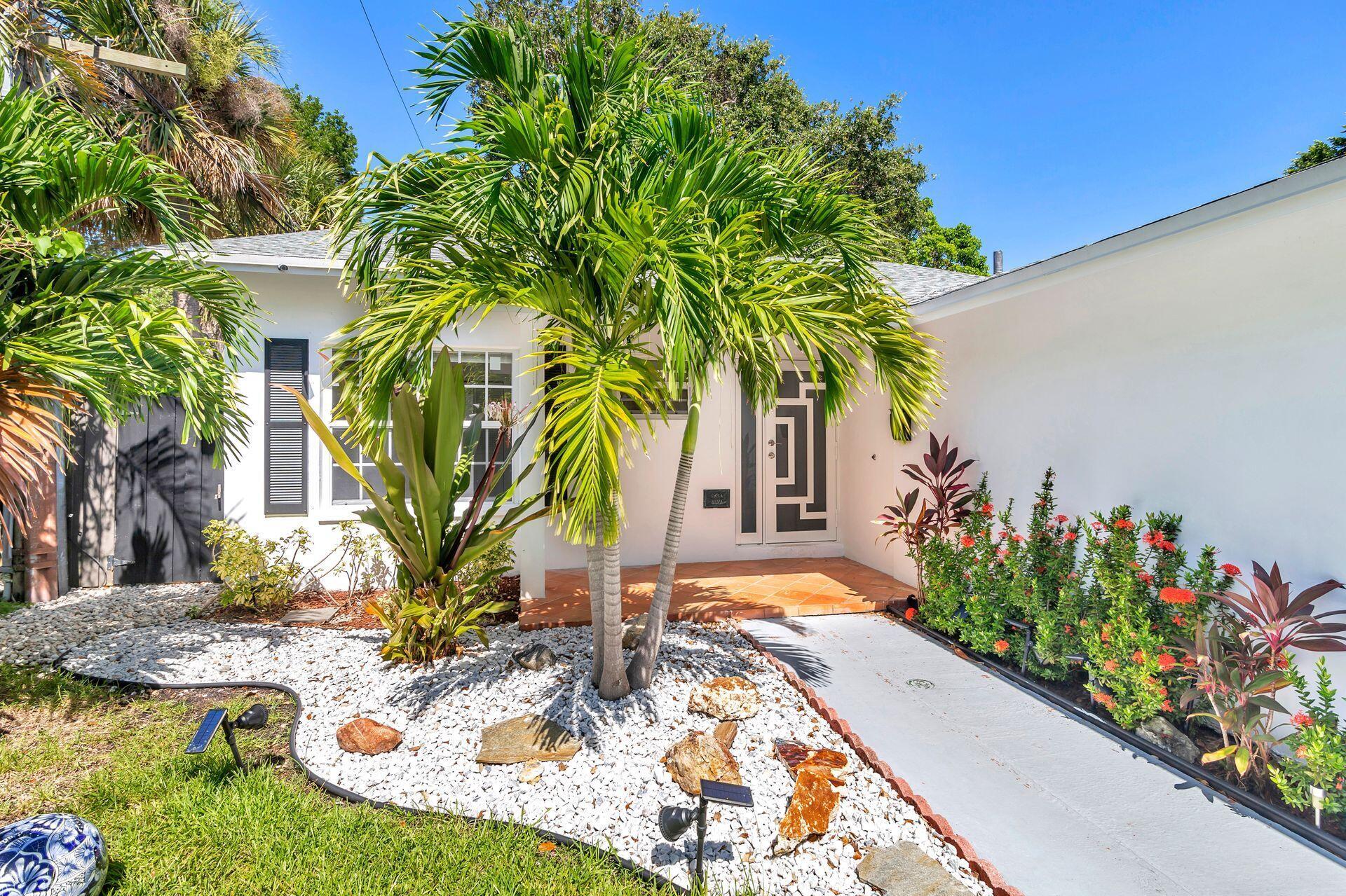 Beautiful 2BR/2BTH home in the center of West Palm Beach! This well appointed home sits in Prospect Park mere blocks from the Intracoastal Waterway. The home features modern floors, large kitchen, and bedrooms filled with natural light. The galley kitchen has ample storage space with large white shaker cabinets and direct access to the 1-car garage. The guest bath has a bath/shower combo with white topped vanity. The primary bath features a step-in shower. The patio is made private with a perimeter fence. Close proximity to CityPlace, Palm Beach Island, Antique Row, and Palm Beach International Airport.