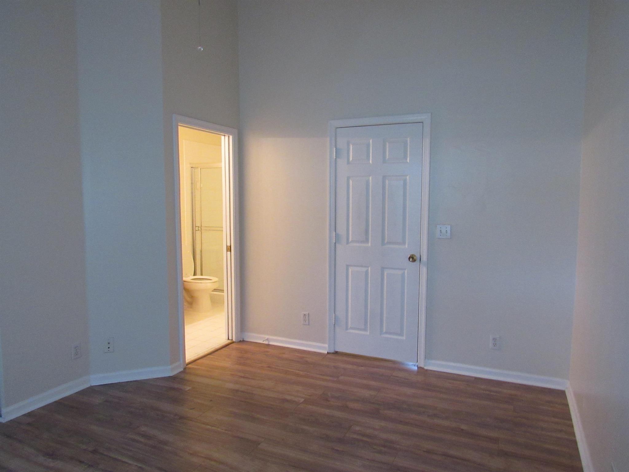 PALMBROOKE TOWNHOMES - Residential Lease