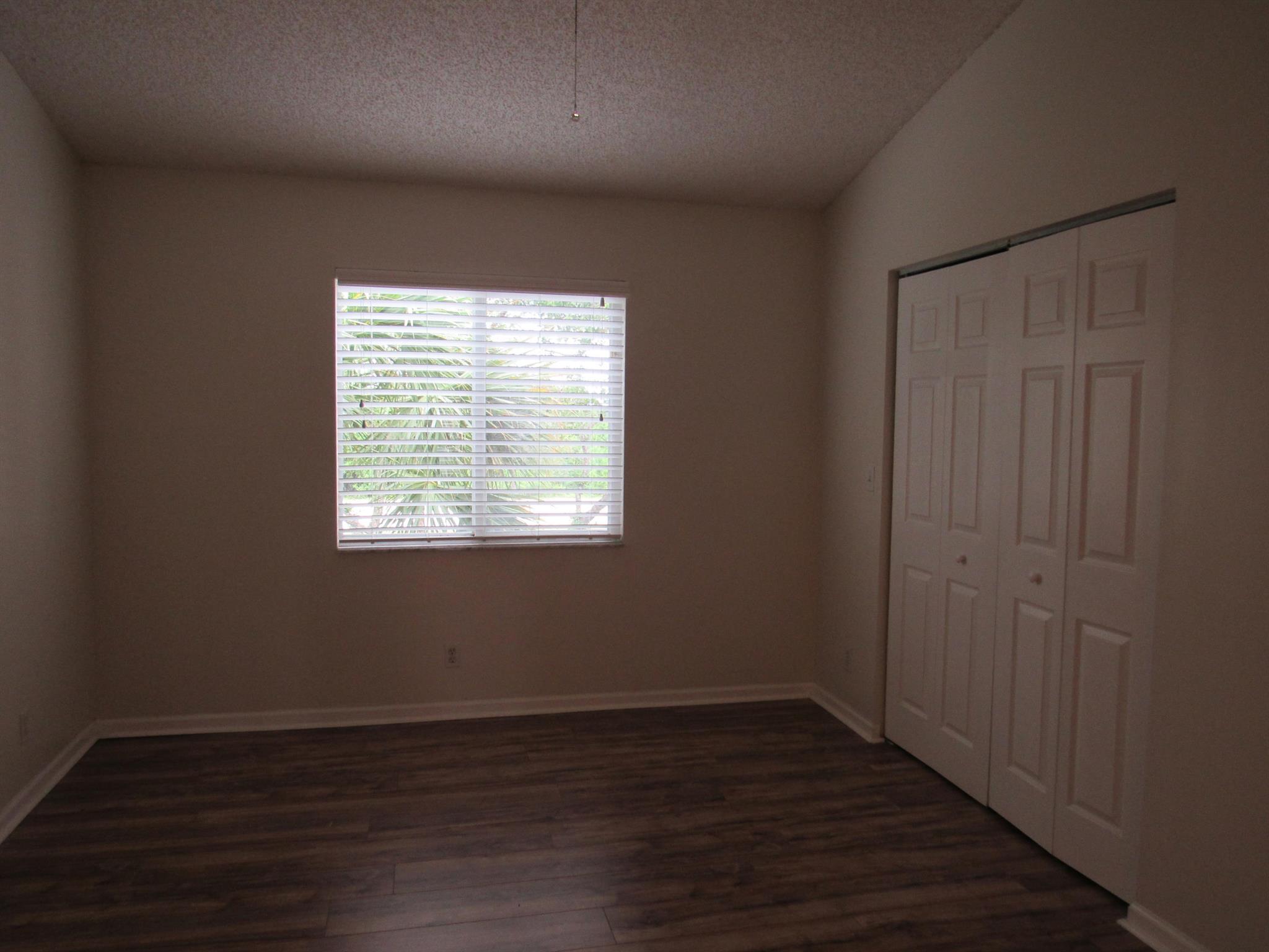 PALMBROOKE TOWNHOMES - Residential Lease