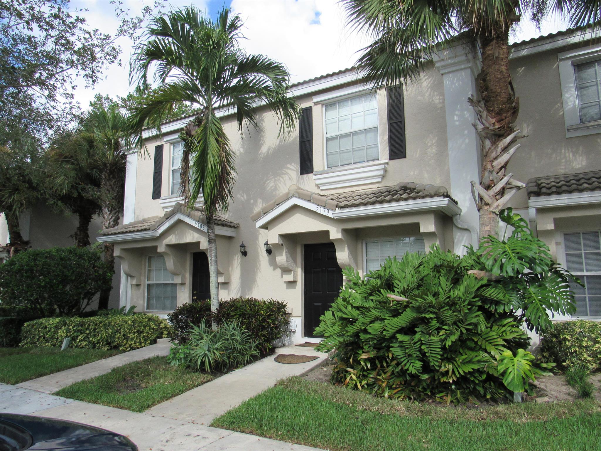 PALMBROOKE TOWNHOMES - Residential Lease