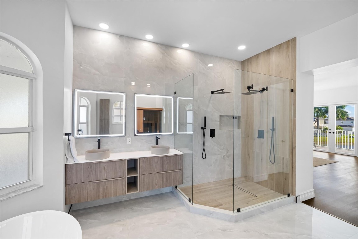 RIVIERA ISLES I - Residential