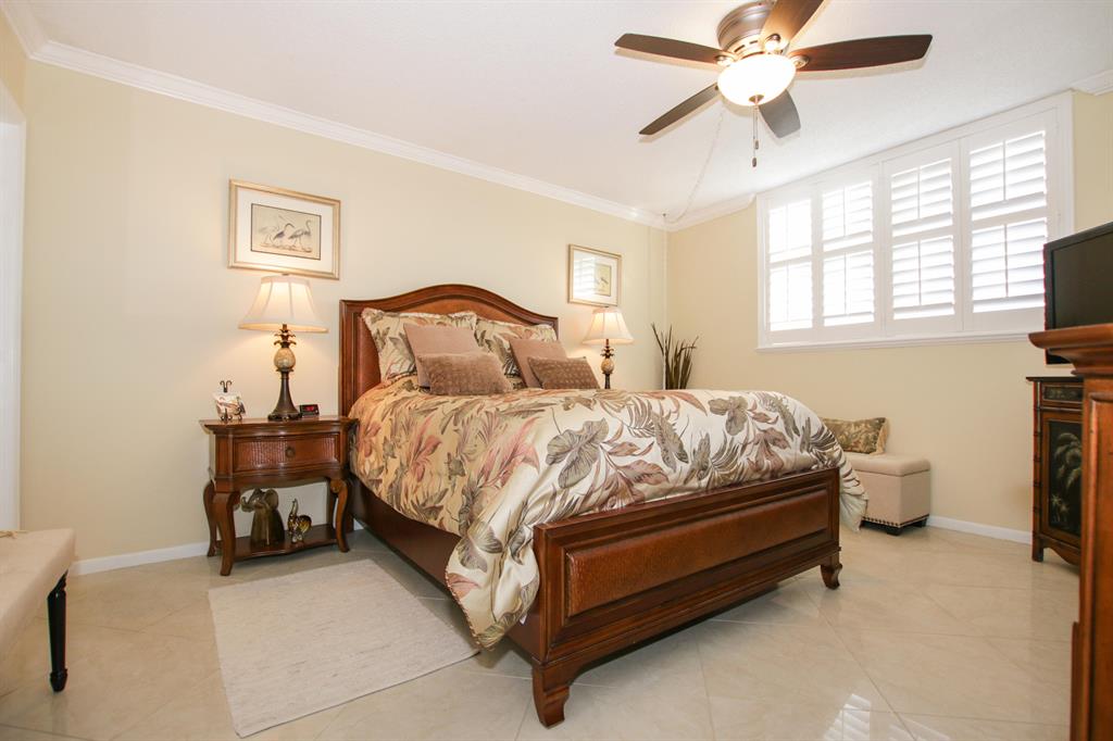 SEA HAVEN CONDO 1 - Residential