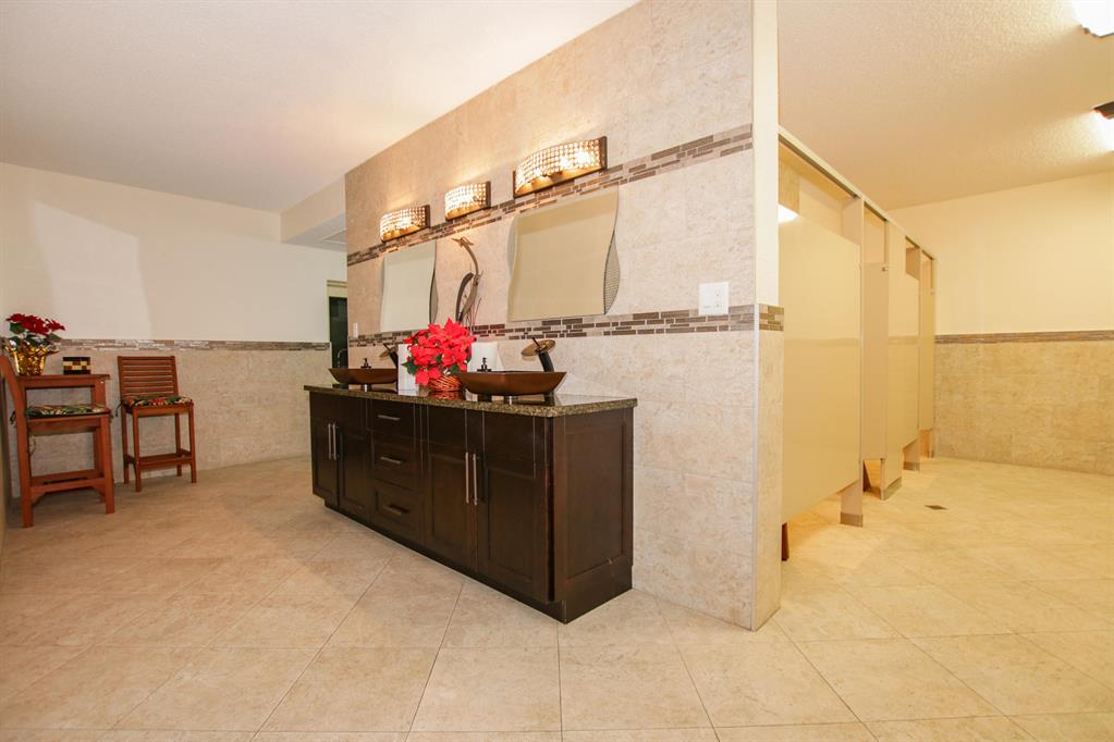 SEA HAVEN CONDO 1 - Residential