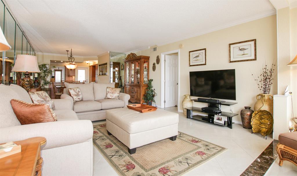 SEA HAVEN CONDO 1 - Residential