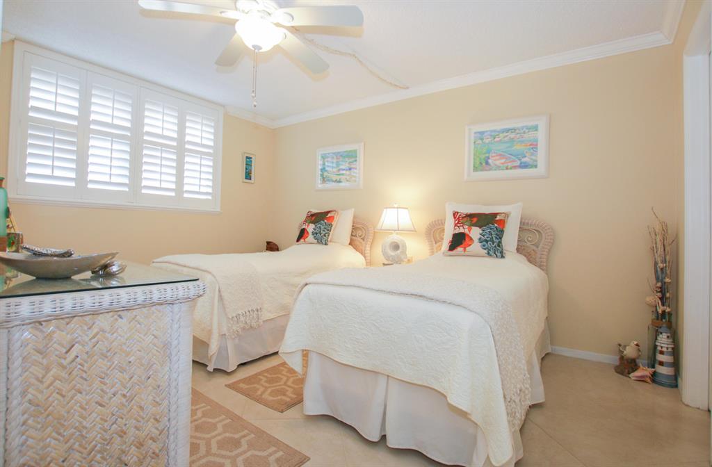 SEA HAVEN CONDO 1 - Residential