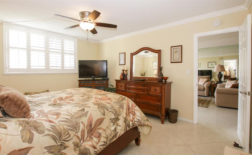 SEA HAVEN CONDO 1 - Residential