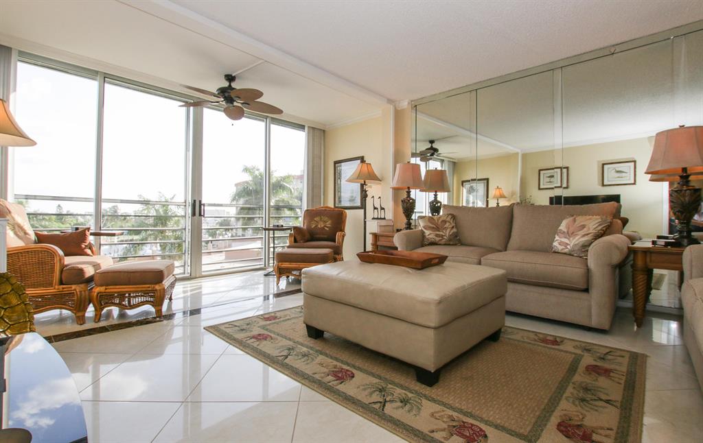 SEA HAVEN CONDO 1 - Residential