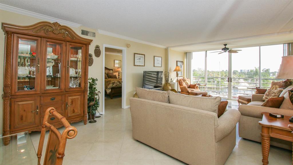 SEA HAVEN CONDO 1 - Residential