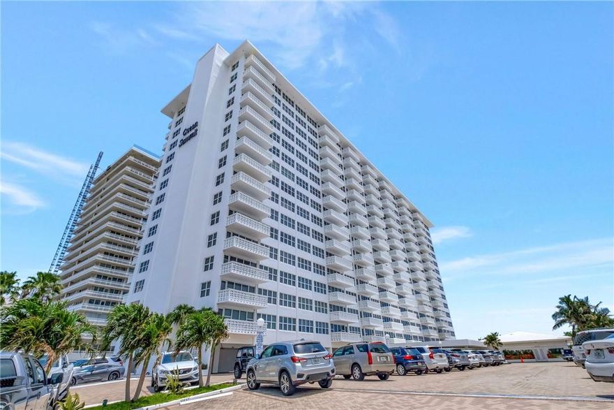 Beautiful 2/2 Ocean Front Condo on prestigious Galt Ocean Mile comes fully furnished. Light and bright with hurricane Impact windows. Interior freshly painted, warm and inviting. High Floor corner unit with spectacular Intracoastal and Ocean views from the oversized balcony. Sunsets and Sunrises galore. Walk along the Galt Ocean Mile to shops, restaurants, and entertainment as you become familiar with the culture of your new neighborhood. Ocean Summit building amenities include access to onsite management, an oceanfront pool, a full exercise studio, a clubhouse, storage lockers, etc. Highlights include a garage parking spot, 24-hour security, plenty of storage space, and large windows. This beautiful corner unit condo is move-in ready. Service animals only allowed. NO lease 1st 2 years.