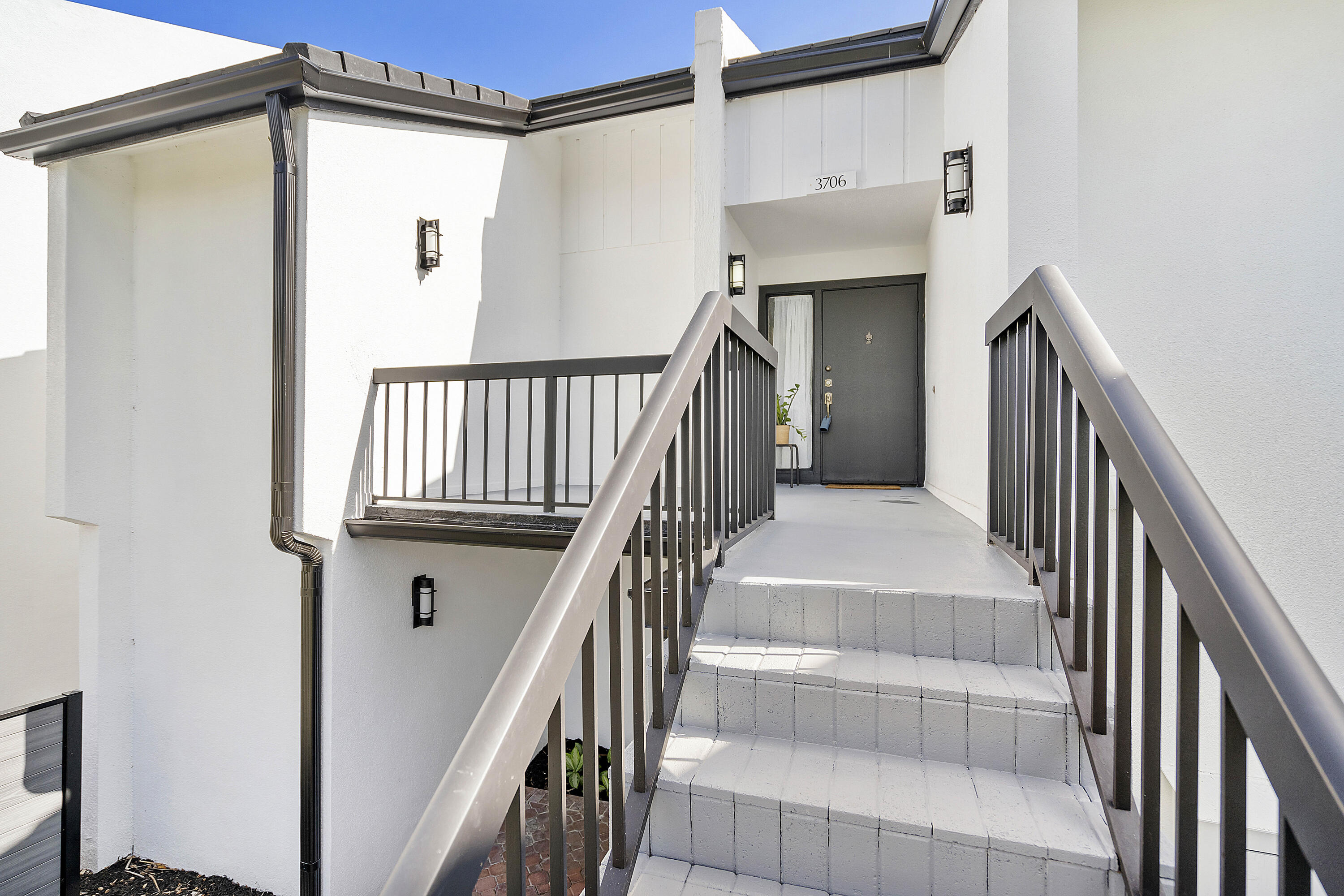 PINE LAKE CONDO - Residential