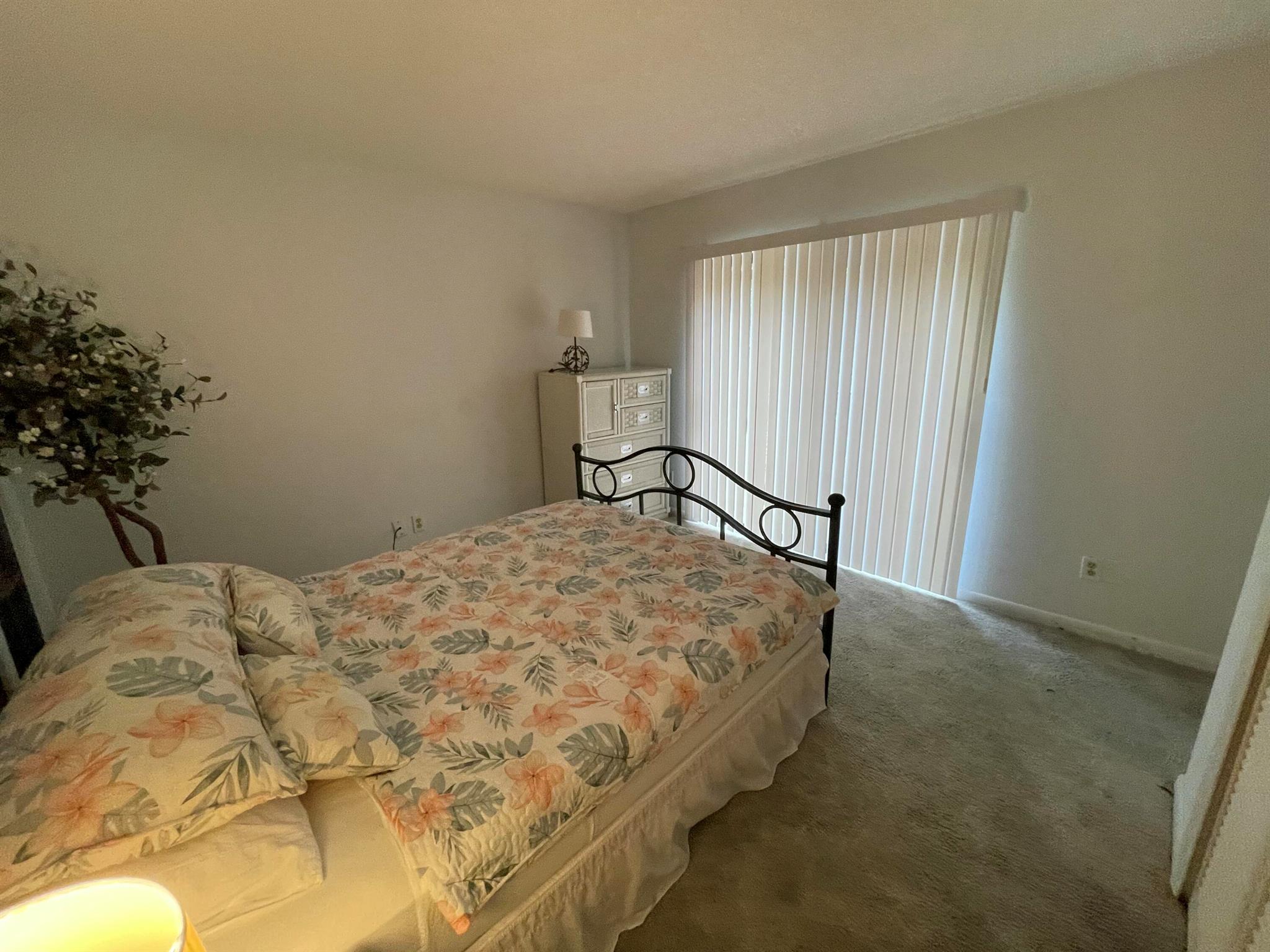 ISLAND VILLAGE PHASE I - Residential Lease