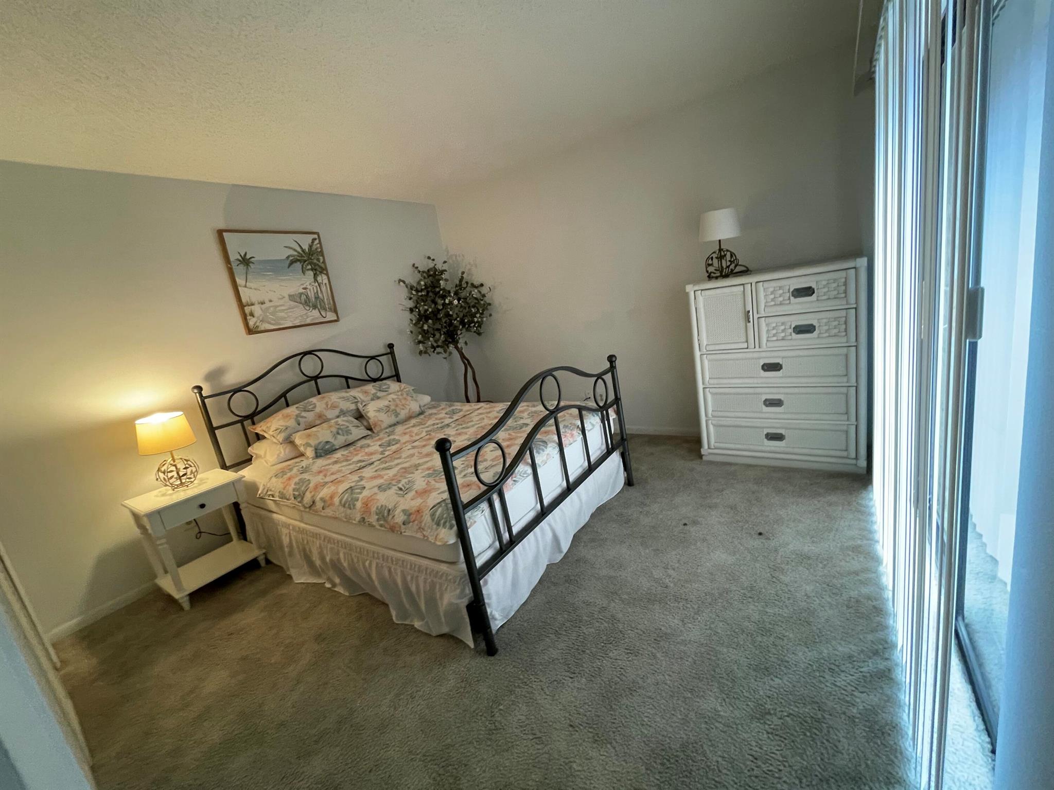 ISLAND VILLAGE PHASE I - Residential Lease