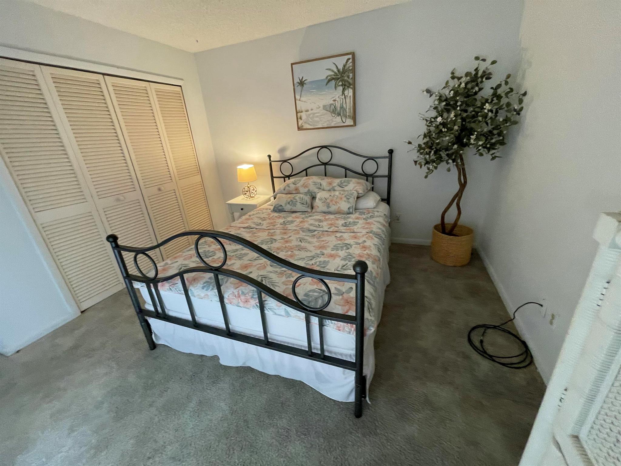 ISLAND VILLAGE PHASE I - Residential Lease