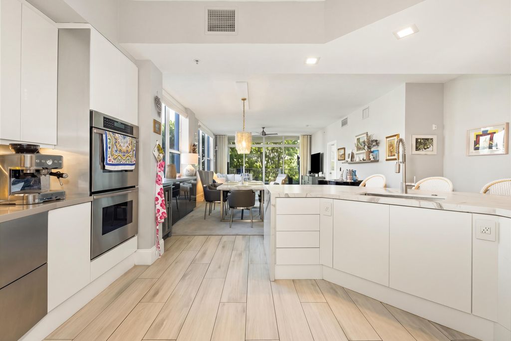 Photo of 701 SE 21st Avenue #201, Deerfield Beach, FL 33441 (MLS # B26016536)