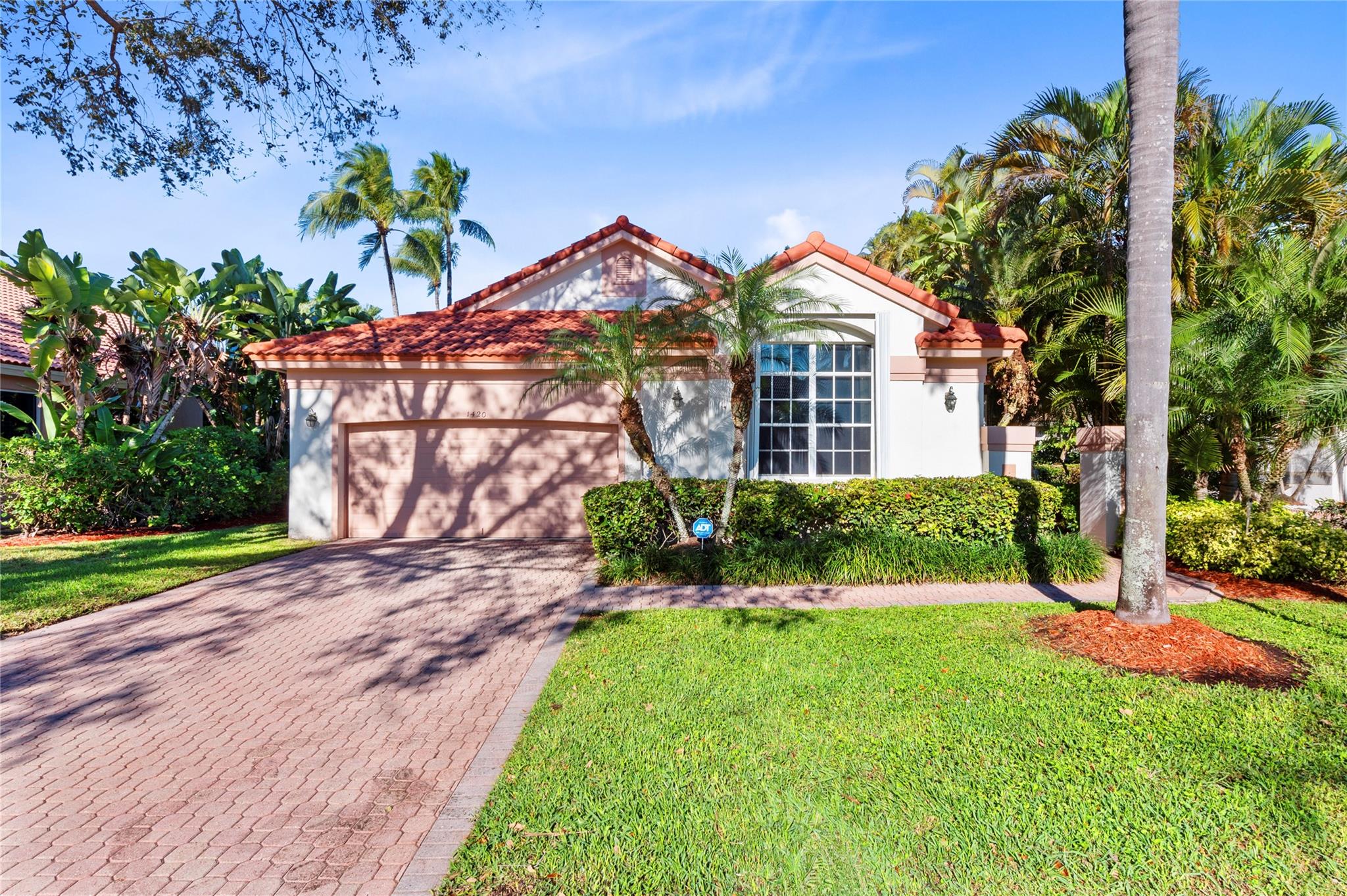 1420 LACOSTA DR