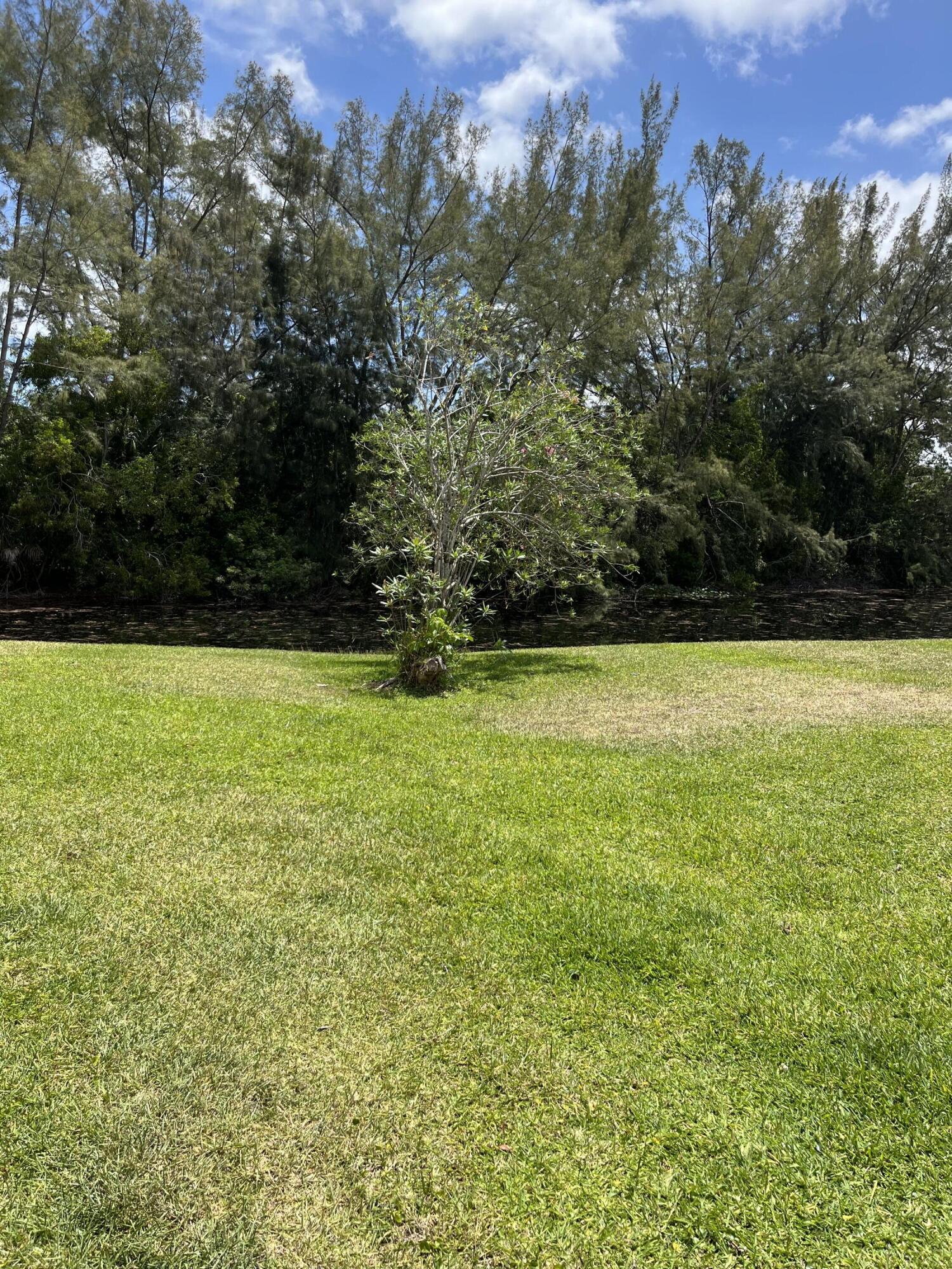 140 Lake Meryl Drive 139