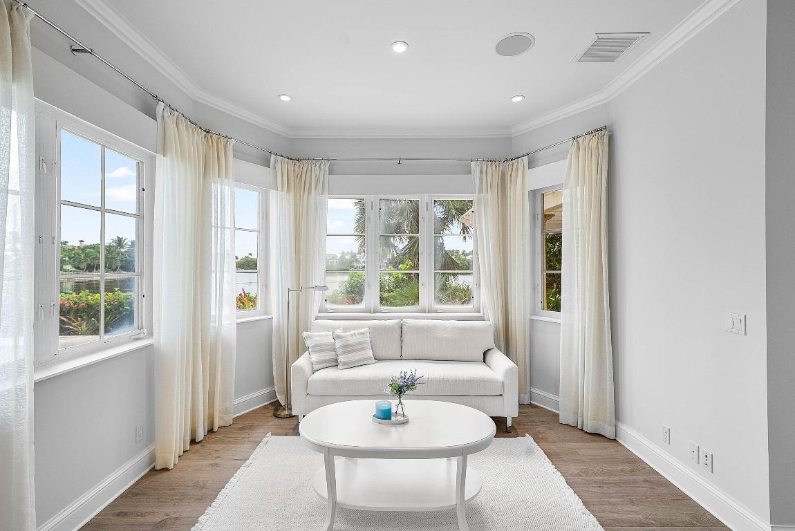 POINT MANALAPAN 9 - Residential Lease