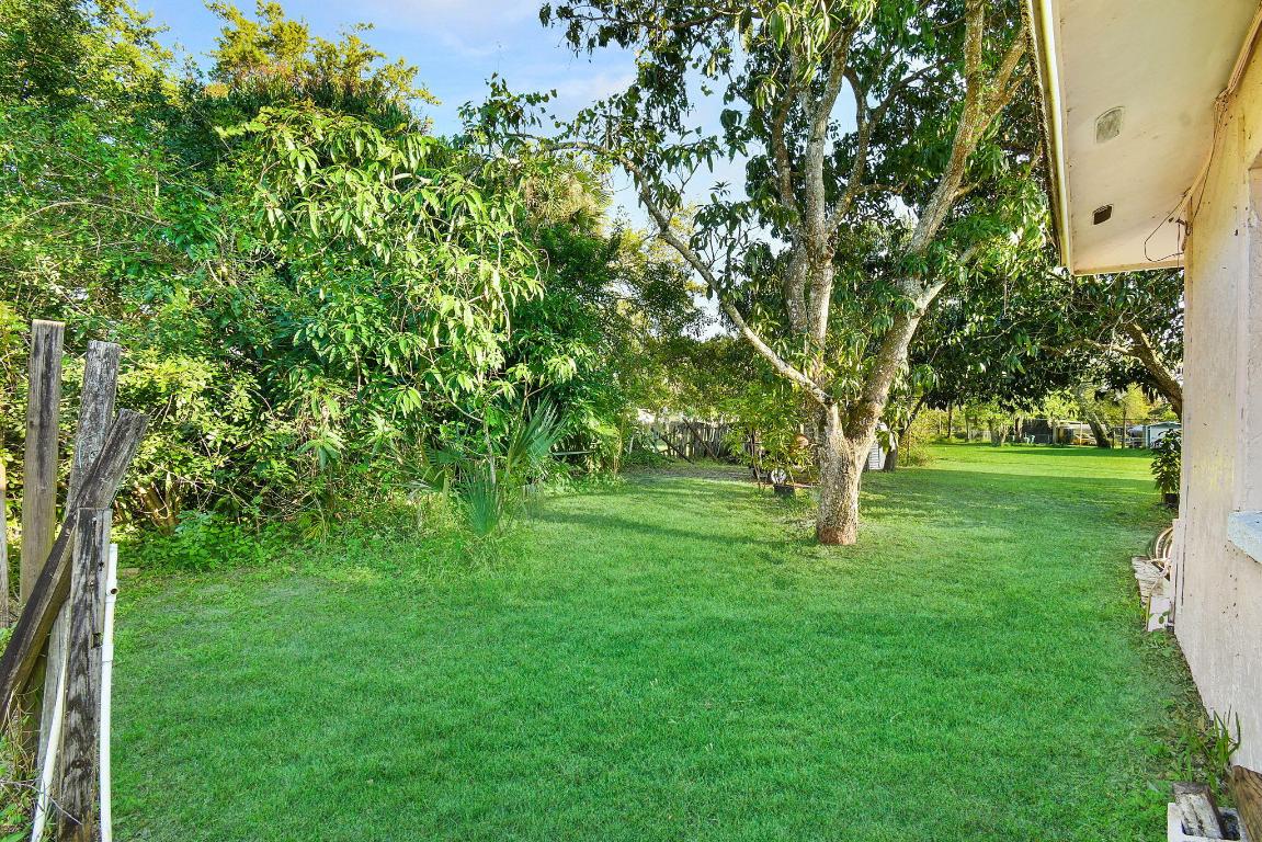 SAN LUCIE PLAZA S/D-UNIT ONE - Residential