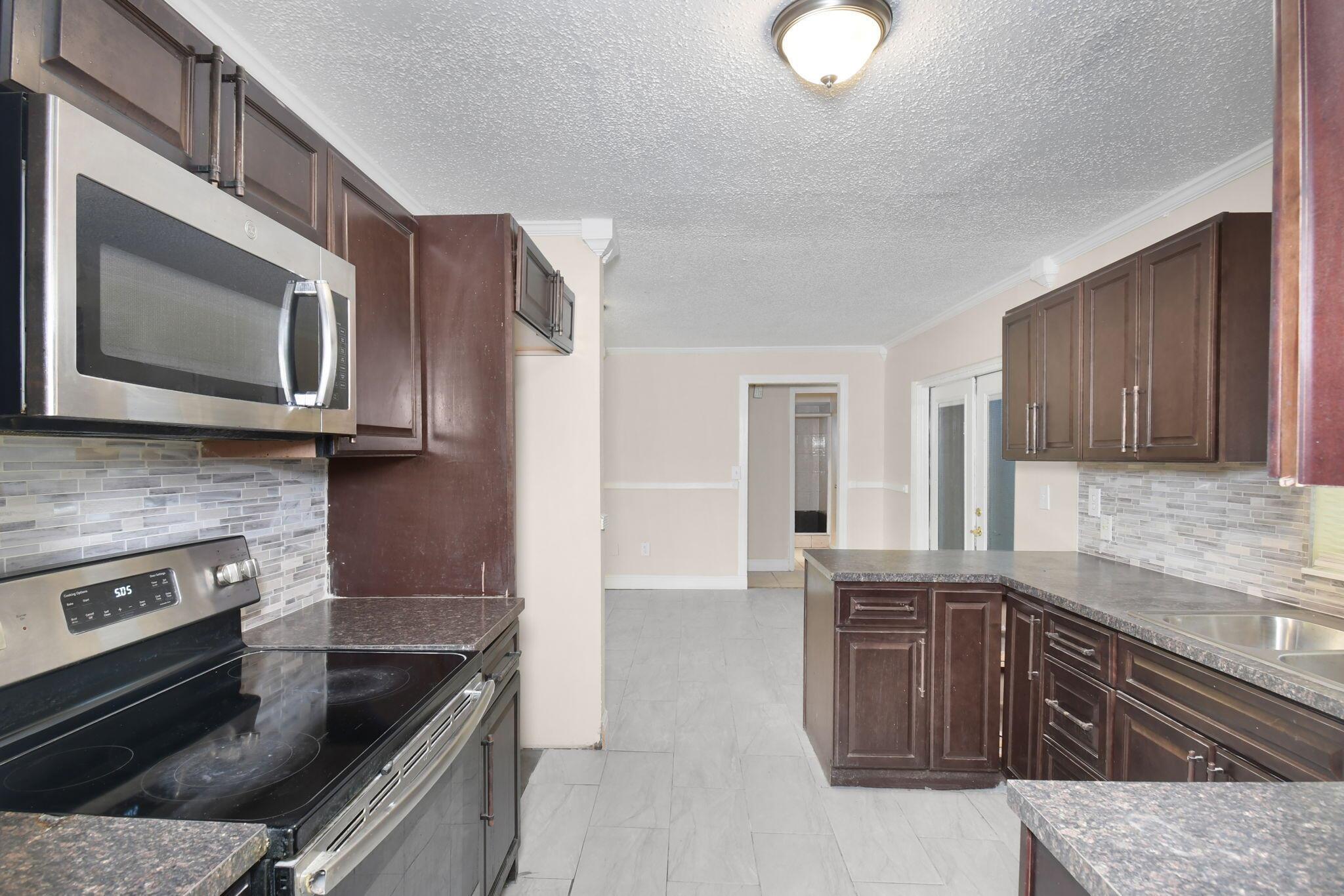 SAN LUCIE PLAZA S/D-UNIT ONE - Residential