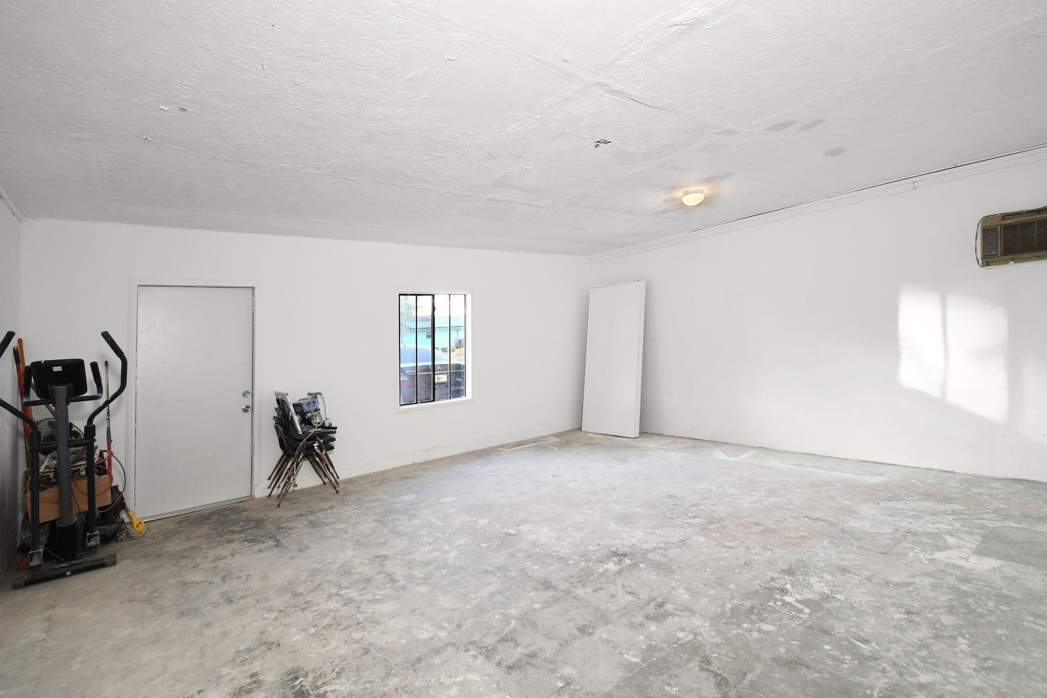 SAN LUCIE PLAZA S/D-UNIT ONE - Residential